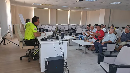 Fethiye Trafik Polisleri Taksi Esnafı İle Bir Araya Geldi
