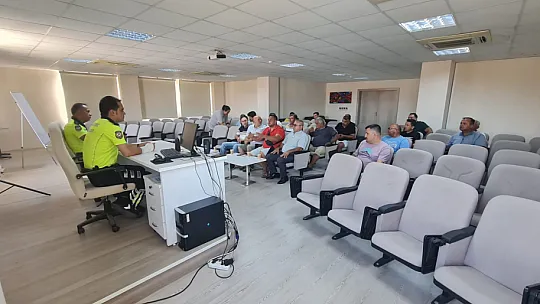 Fethiye Trafik Polisleri Taksi Esnafı İle Bir Araya Geldi