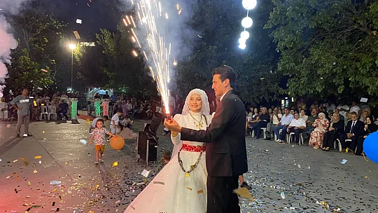 Kıvrak ile Yuluk Çiftinin Mutlu Günü