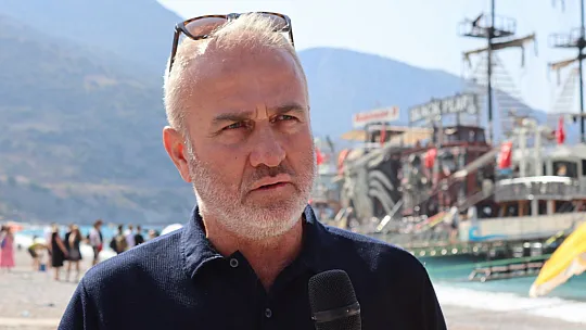 Ölüdeniz'de Tekne Turu Yoğunluğu Sürüyor