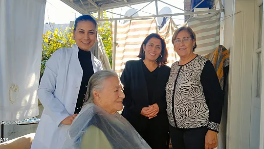 Belediyeden yaşlı ve ihtiyaç sahibi bireylere 'Evde Kuaför' hizmeti