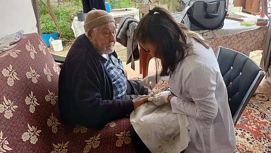 Belediyeden yaşlı ve ihtiyaç sahibi bireylere 'Evde Kuaför' hizmeti