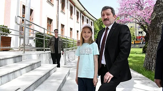 Vali Orhan Tavlı, Şampiyon Sporcular ve Gönüllü Gençlerle Bir Araya Geldi