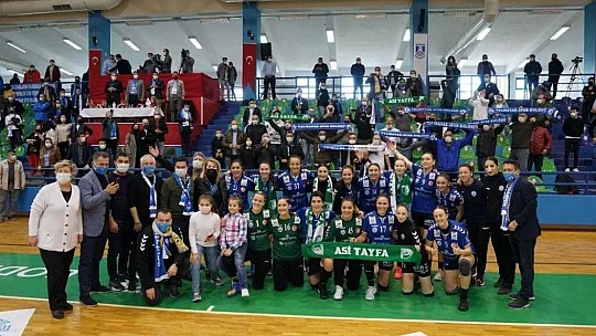 Yalıkavakspor, EHF Avrupa Kupası'nda yarı finale çıktı