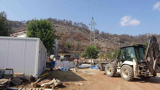 YANGIN MAĞDURU VATANDAŞLAR YENİ EVLERİNE KAVUŞMAK İÇİN GÜN SAYIYOR