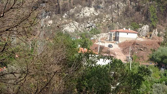 YANGIN MAĞDURU VATANDAŞLAR YENİ EVLERİNE KAVUŞMAK İÇİN GÜN SAYIYOR