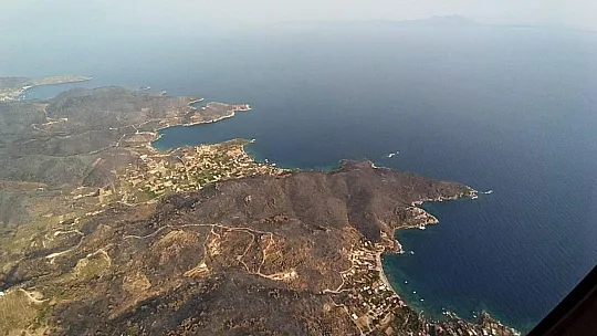 Yangın sonrası siyaha bürünen Muğla gökyüzünden böyle görüntülendi