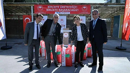 Yangında zarar gören 25 Mahalleye 153 ton tohum desteği