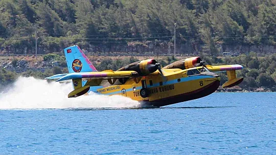 Yangınlarda görev yapacak uçaklar test uçuşlarını tamamladı