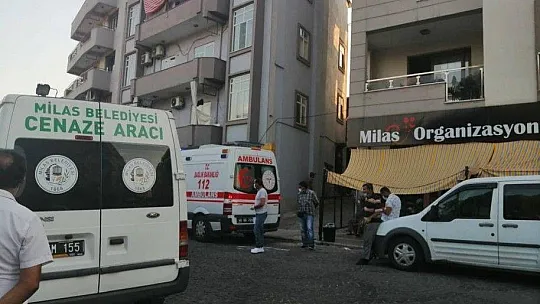 Yaşlı çift evlerinde ölü olarak bulundu