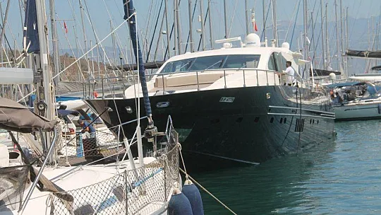 FETHİYE'DE İSKELE DOLDU