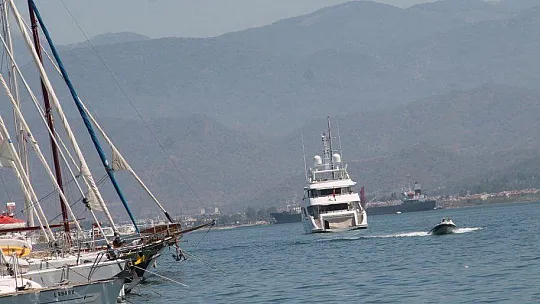 FETHİYE'DE İSKELE DOLDU