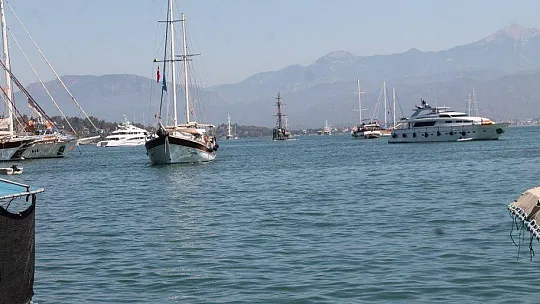 FETHİYE'DE İSKELE DOLDU