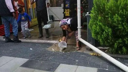 Yatağan Belediyesi ilk yağmurda sınıfta kaldı