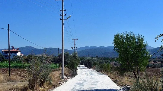 Yatağan'da yol çalışmaları devam ediyor