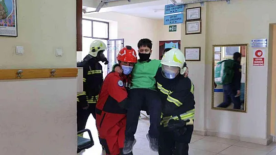 Yatağan Kıbrıs İlkokulu'nda tahliye tatbikatı yapıldı