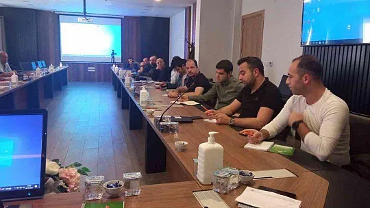 İNŞAAT MÜHENDİSİ VE MİMARLARA EĞİTİM VERİLİYOR