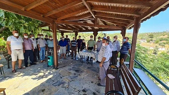 Yeniköy Kemerköy Elektrik Üretim AŞ yetkilileri, köylülerle bir araya geldi