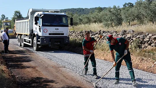 Yerkesik Dağdibi bağlantı yolunda asfaltlama çalışması