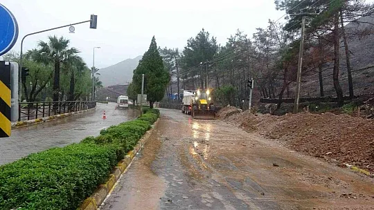Derenin istinat duvarına müdahale edildi