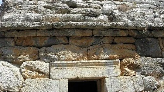 Yıllarca türbe sanıldı, mitolojik bir savaşçıya ait olduğu ortaya çıktı