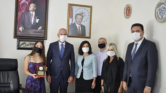 YKS Muğla il birincisi Marmaris'ten çıktı