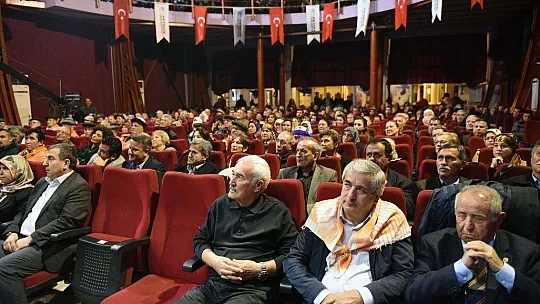 Yaren Gecesi Renkli Görüntülere Sahne Oldu