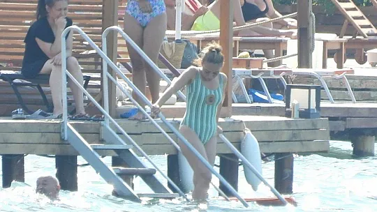 Ziynet Sali'den deniz keyfi