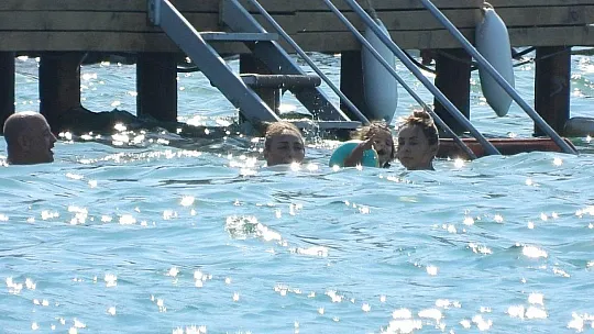 Ziynet Sali'den deniz keyfi