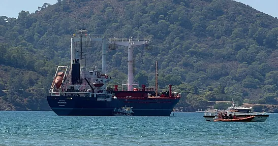 Fethiye Körfezi'ne 95 Metrelik Yük Gemisi Demirledi