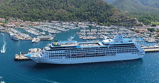 'Regatta' kruvaziyeri Marmaris'e 481 yolcusuyla geldi