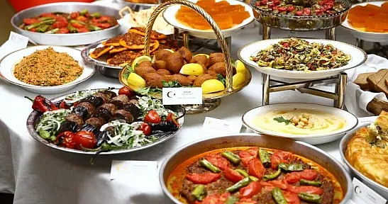 Turistler, Türk yemekleri için ilk 6 ayda 6 milyar dolar harcadı