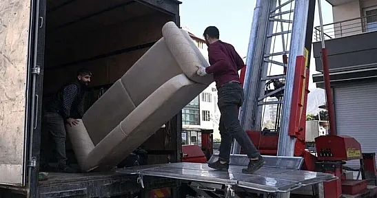 Türkiye'de geçen yıl yaklaşık 500 bin kişi iş ve tayin için taşındı