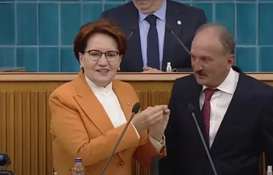 Behçet Saatcı, İYİ Parti rozetini taktı