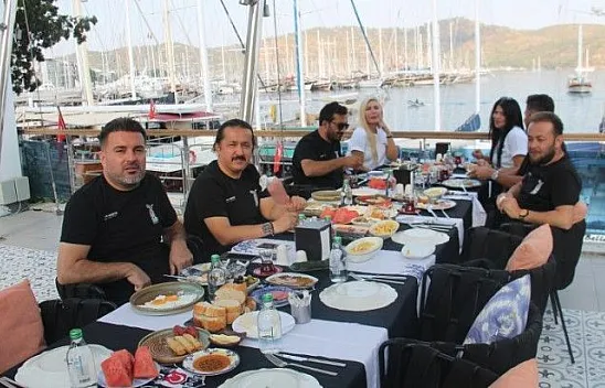Beşiktaş Taraftar Derneği Basın Mensupları İle Bir Araya Geldi