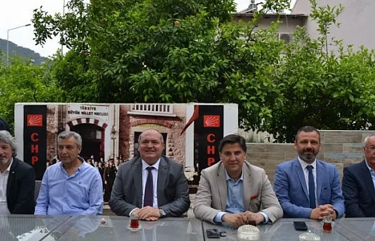 CHP'de bayramlaşma