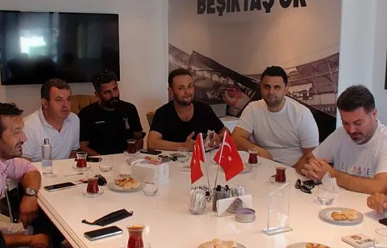 Fethiye Beşiktaş Taraftarlar Derneği yönetim kurulu üyeleri ile bir araya geldi