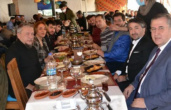 FTSO, 10 OCAK Gazeteciler Günü'nde basın çalışanları ile kahvaltıda buluştu