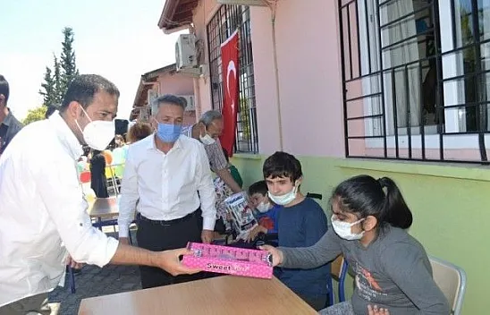 Özel öğrencilerin mezuniyet sevinci