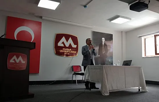 'Peygamberimiz, İman ve İstikamet' Konulu Program Düzenlendi