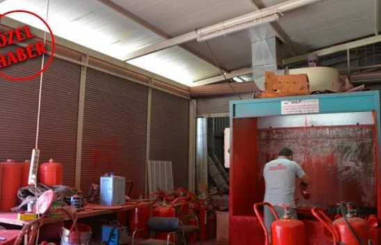 Yangına müdahalenin önemini FRT TV mikrofonlarına anlattı