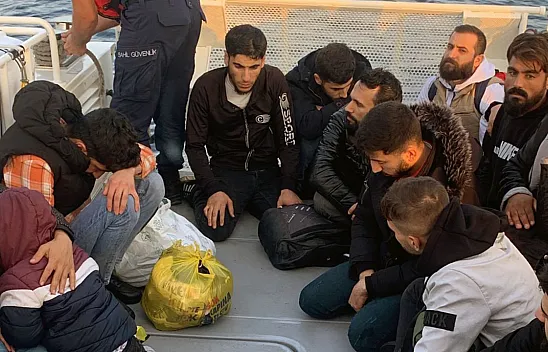 Yunanistan geri itti, Türk Sahil Güvenlik kurtardı