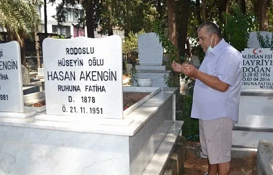 Arefe Günü mezar ziyaretleri unutulmadı