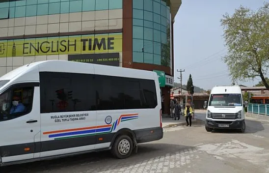 İnönü Bulvarı'nda sıcak asfalt çalışmaları başladı
