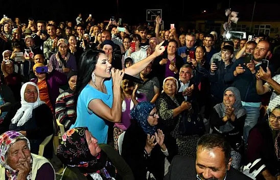 Kiraz festivali coşkuyla kutlandı