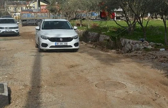 Yetkililerden yardım bekliyorlar