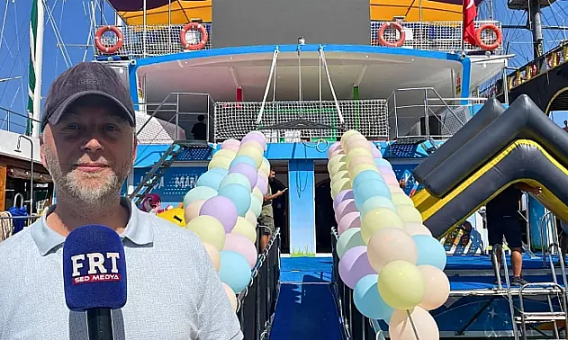 Fethiye'de Mavi Bilet'in Hayata Geçirdiği Toys Boat İlk Seferine Başladı