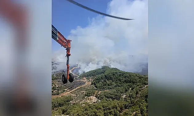 Fethiye'deki orman yangınına takviye ekipler sevk edildi: Hava ve kara gücü artırıldı