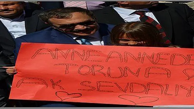 BAKAN EROĞLU MUĞLA'DA AÇILIŞ VE TEMEL ATMA TÖRENİNE KATILDI