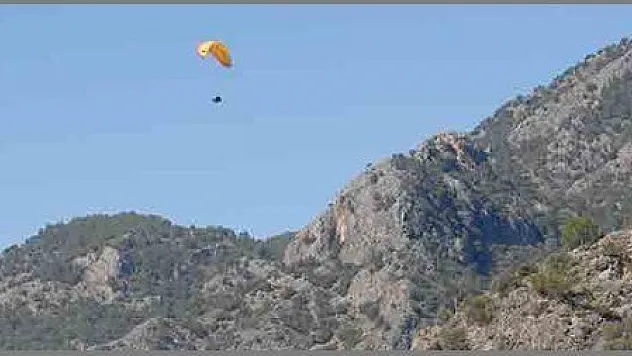  ÖLÜDENİZDE BAHAR KENDİNİ GÖSTERDİ